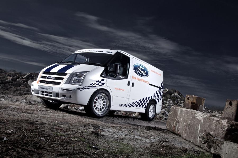  Ford Transit Super Sport Van 2011 года  (фото 3 из 5)